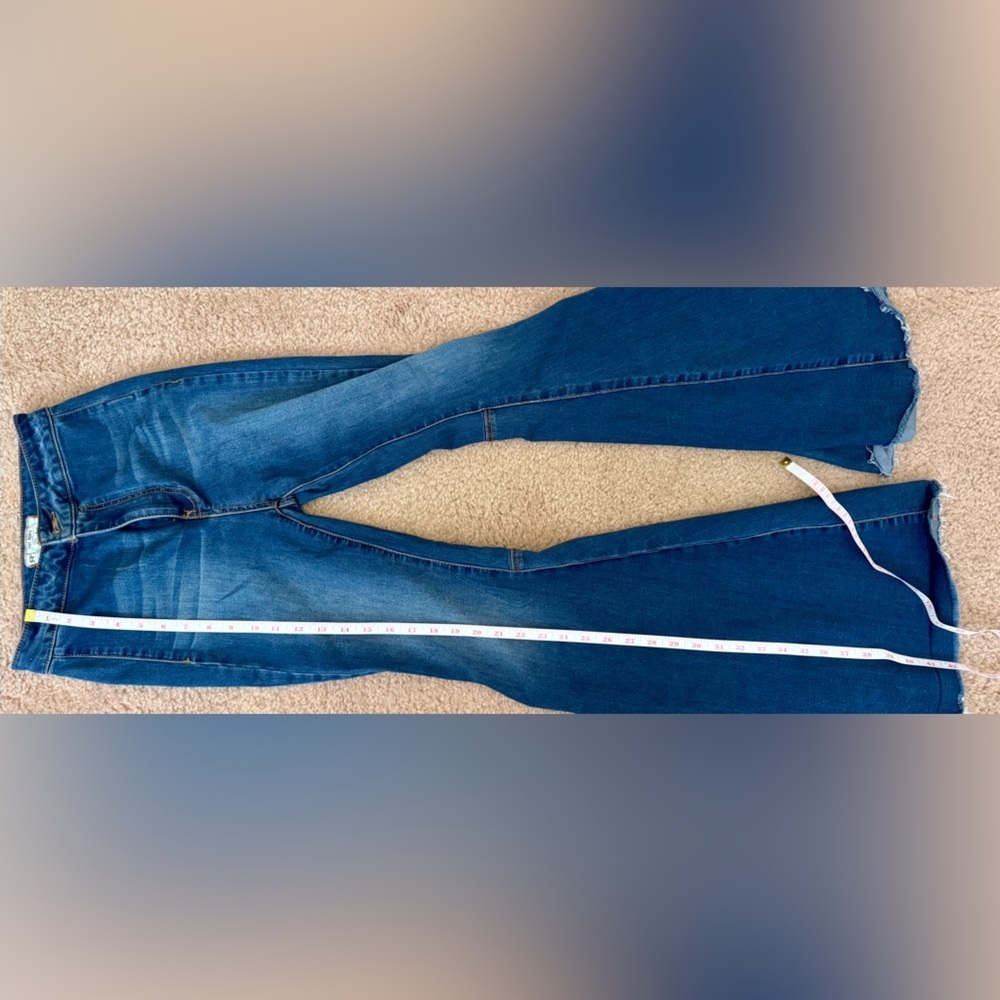 Free People Women's Blue Wide Flared Jeans Boho Frayed Hem Size 25 - Picture 10 of 11